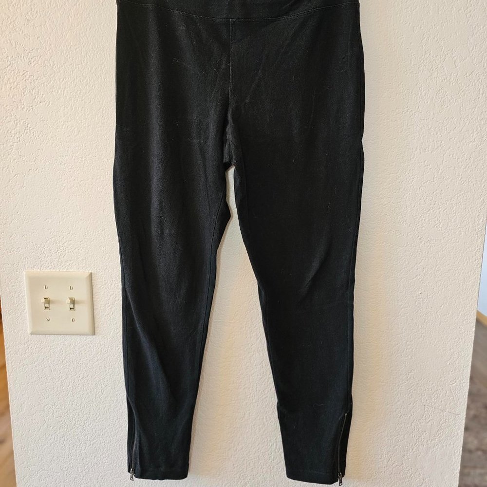 EXPRESS Sexy Stretch Black Ankle Leggings - Size M - Zipper Hem - Yoga Pants